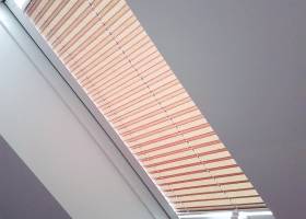 Plisa dachowa w prowadnicach aluminiowych