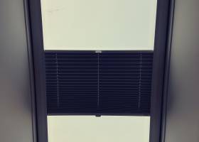 Plisa dachowa z prowadnicami